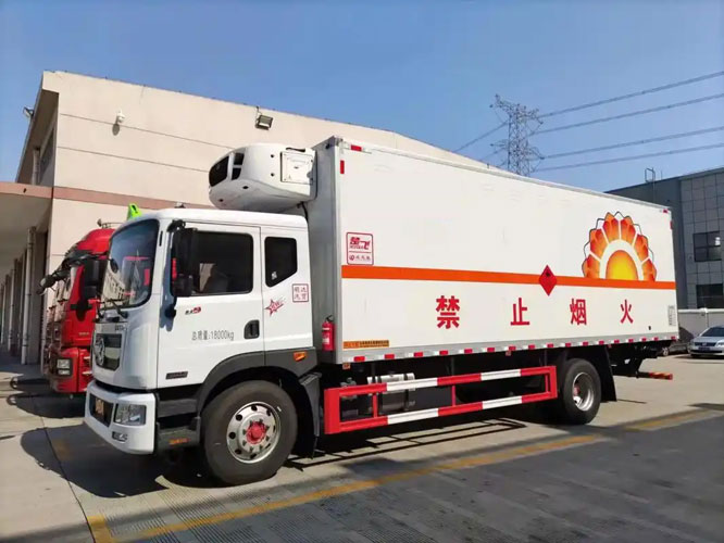 桥西危险品托运